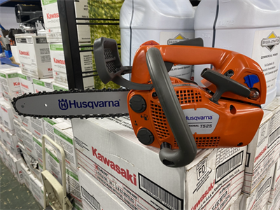 Husqvarna T525 Benzinli Ağaç Budama Testeresi