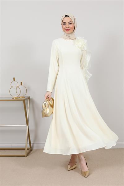 Gül Aksesuarlı Abiye - Krem