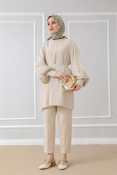 Kolları Taşlı Tunik - Krem