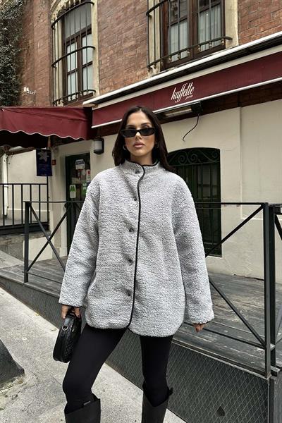 Gri Kadın Peluş Düğmeli Oversize Ceket – Yumuşak Dokulu MLB134 