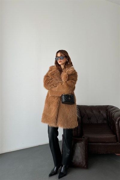 Kadın Taba Oversize Premium Kürk Kaban MLB106