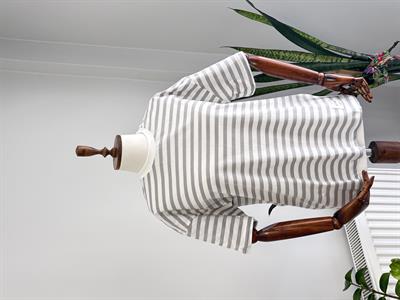 Bisiklet Yaka Gri Çizgili Oversize T-Shirt