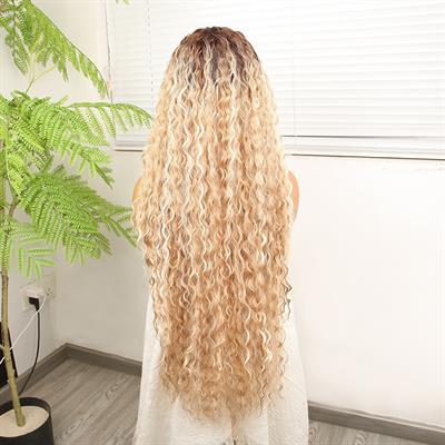 Afro Dalga Rus Kumralı Balköpüğü Ombreli Platin Işıltılı Fiber Sentetik Tül Peruk
