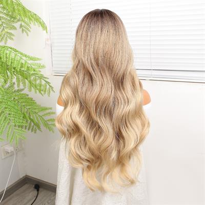 Kumral Dore Sarı Ombre  ve Röfleli Fiber Sentetik Geniş Dalgalı Tül Peruk