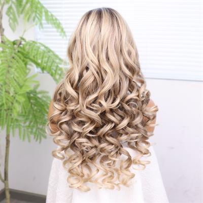 Kumral Platin Ombre Bebek Saçlı Fiber Sentetik Yoğun Dalgalı Tül Peruk