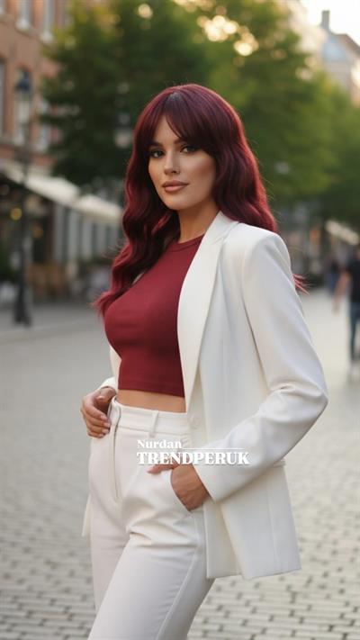 Dalgalı Kısa Perçemli Fiber Sentetik Peruk - Kızıl Kahve