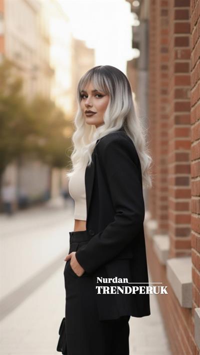 Dalgalı Kısa Perçemli Fiber Sentetik Peruk - Kahve / Beyaz Platin Ombreli