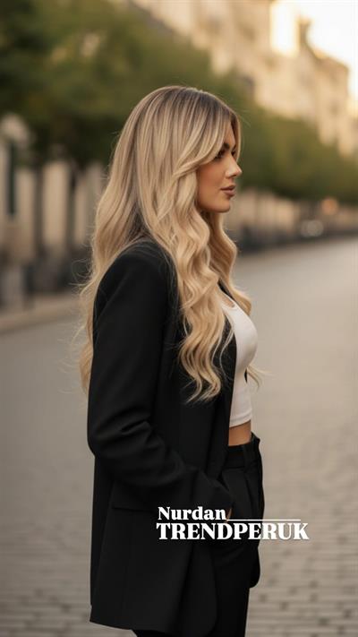 Dalgalı Perçemli Fiber Sentetik Orta Boy Peruk - Kahve Platin Röfleli