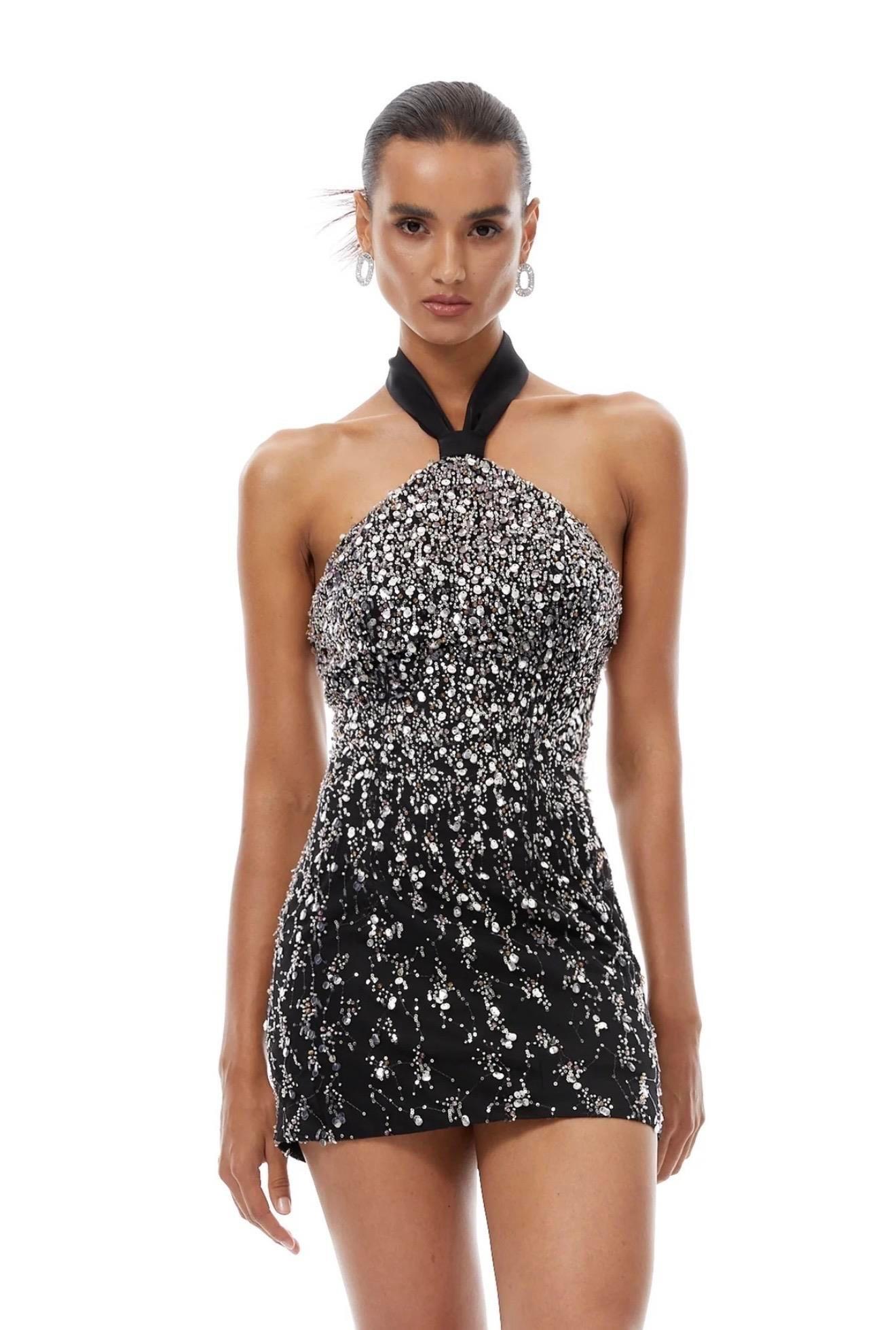 TASARIM HALTER YAKA KRİSTAL TAŞLI SİYAH MİNİ ELBİSE