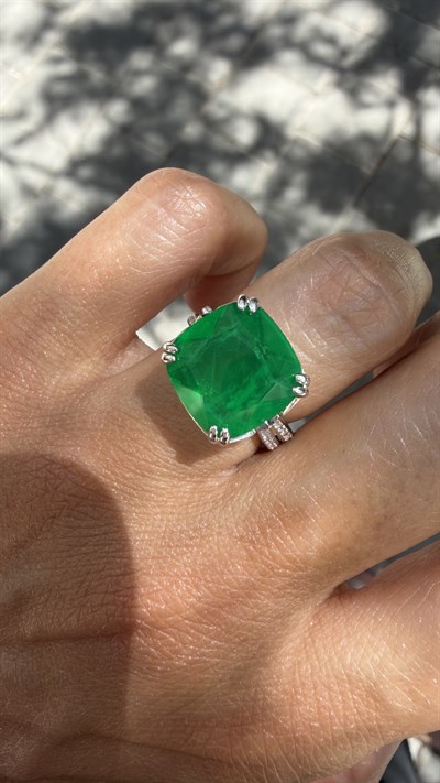 Emerald Lover
