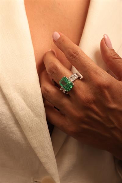 Green Moissanite