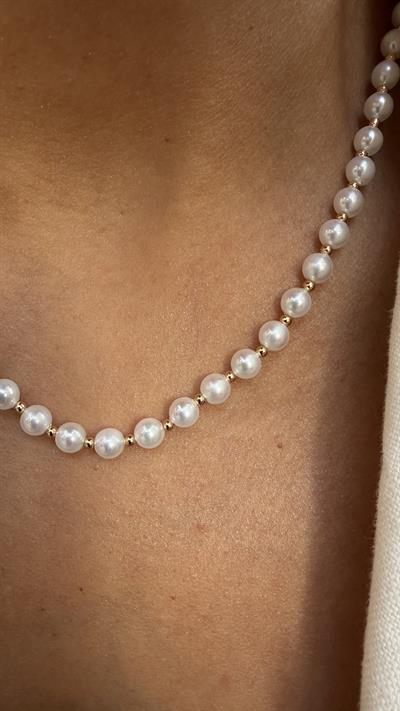 Timeless Pearly
