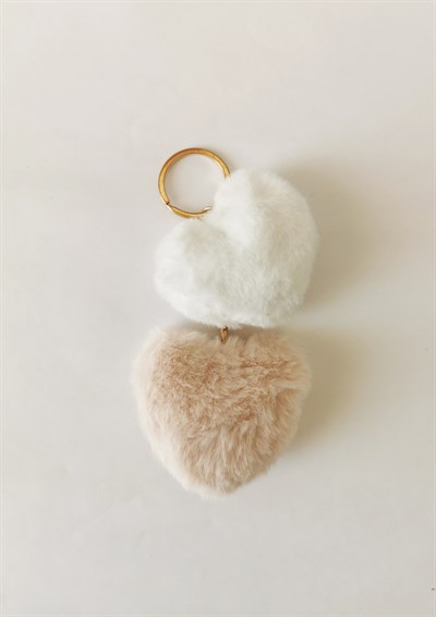 İkili Peluş Kalp Charm Anahtarlık Beyaz Ekru– Çanta Süsü Sevimli Yumuşak Aksesuar