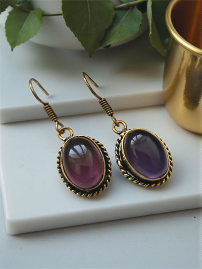 Oval Ametist Taşlı Sallantılı Pirinç Küpe 