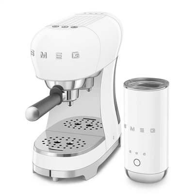 SMEG ECF12 Süt Köpürtücülü Espresso Makinesi – 15 Bar
