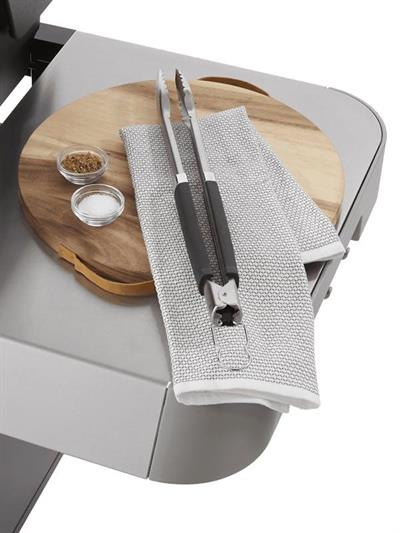 Weber Genesis® E-435 Siyah Gazlı Barbekü – 4 Brülör + Ekstra Large Sear Zone + Side Burner