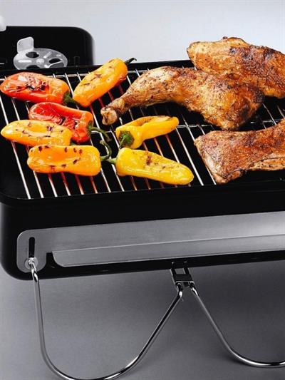 Weber Go-Anywhere Charcoal – Portatif Dikdörtgen Kompakt 42 × 26 cm Izgara | Kilitli Kapak | 6 kg Taşıma Ağırlığı