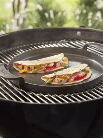 Weber Gourmet BBQ System Griddle 7421 Porcelain-enameled Cast Iron | Çok Yüzeyli Plancha | GBS™ Uyumlu