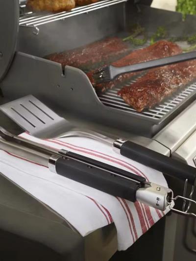 Weber Precision 3-Piece Barbecue Set 6764 3lü Hassas Barbekü Kiti | Spatula, Maşa ve Basting Fırçası