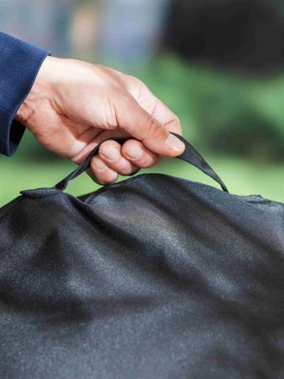 Weber Premium Barbecue Cover 7143 – 57 cm Kömürlü Barbekü Su Geçirmez Polyester | UV Korumalı | Cırtlı Sabitleme Kayışları
