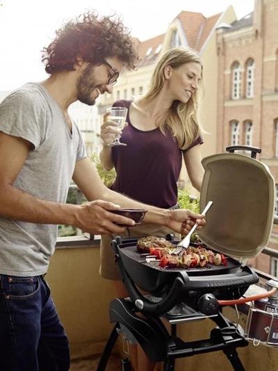 Weber Q 1000 – Klasik Siyah Döküm Izgara | 2,5 kW Tek Brülör | Easy-Ignite™ Ateşleme