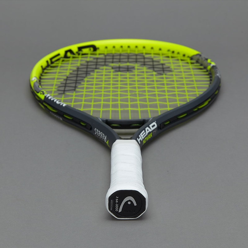 Novak 19 Tenis Raketi