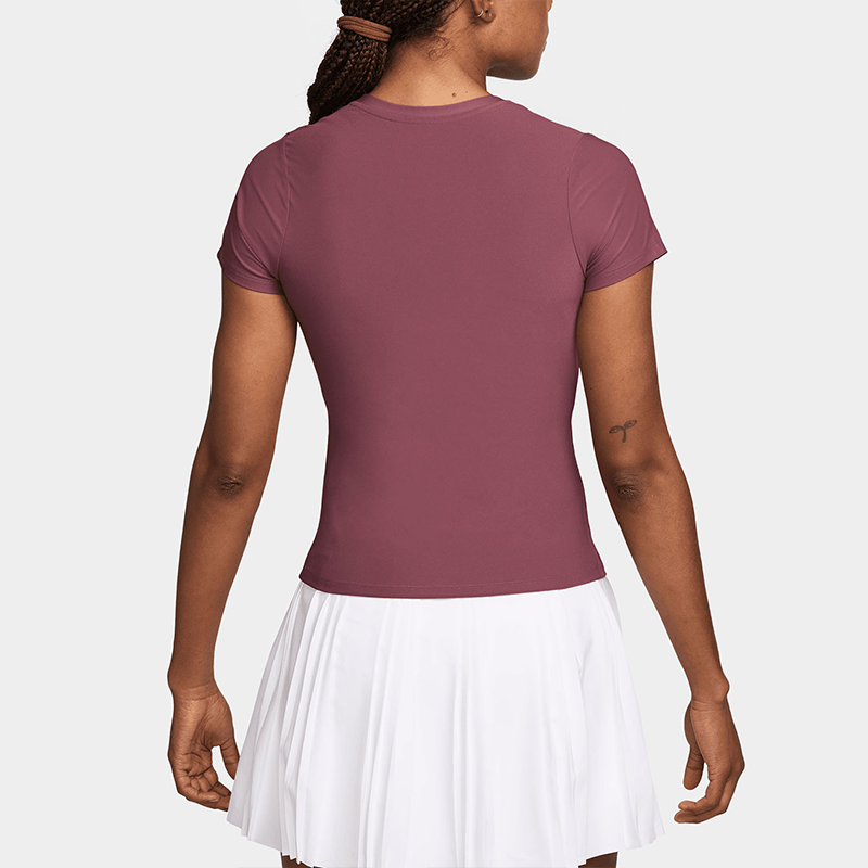 Nike Victory Dri-FIT Kısa Kollu Kadın Tenis Üstü