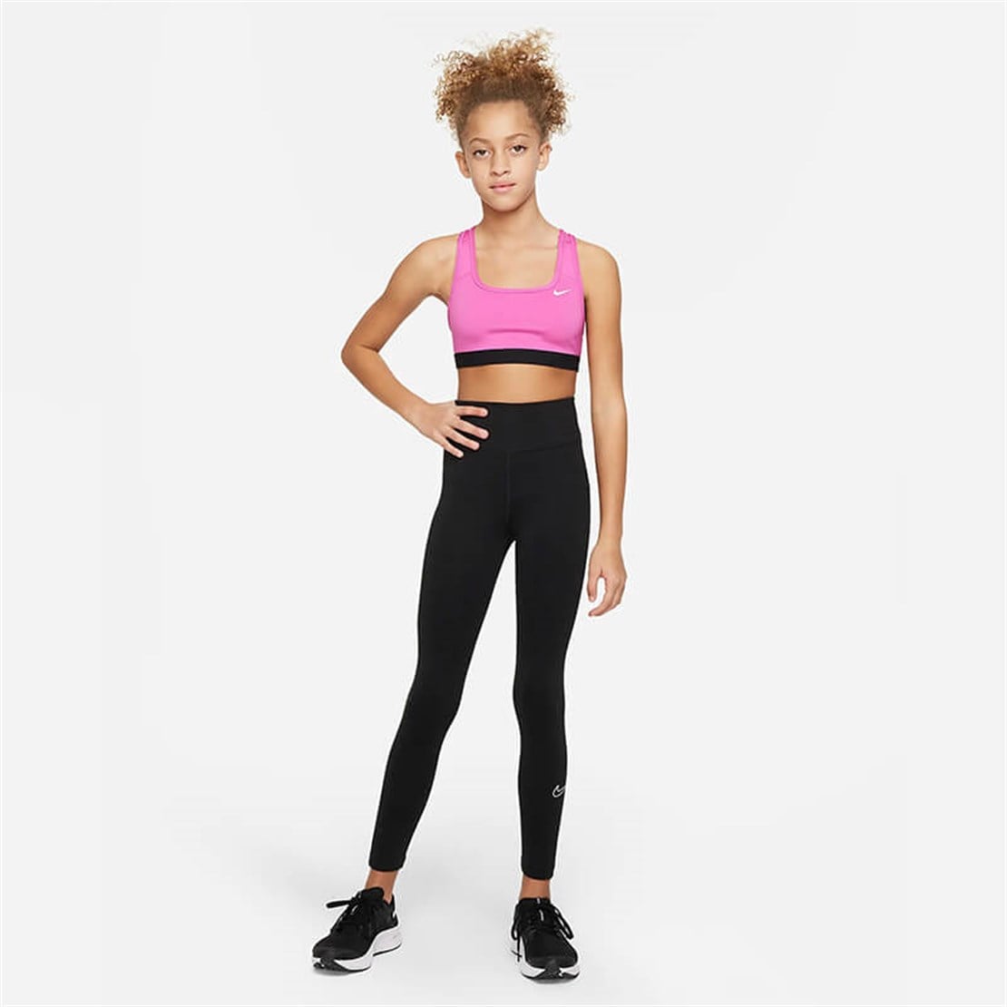 Nike Swoosh Kız Çocuk Spor Sütyeni