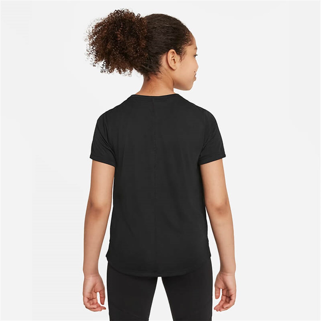 Nike Dri-FIT One Kısa Kollu Kız Çocuk Antrenman Tişörtü
