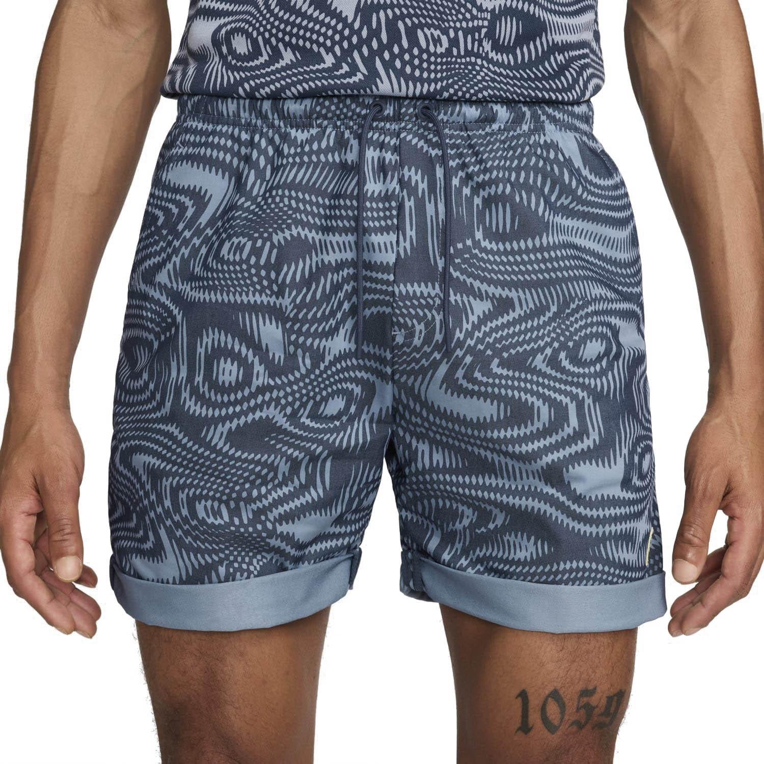 NikeCourt Heritage 15 cm Dri-FIT Erkek Tenis Şortu