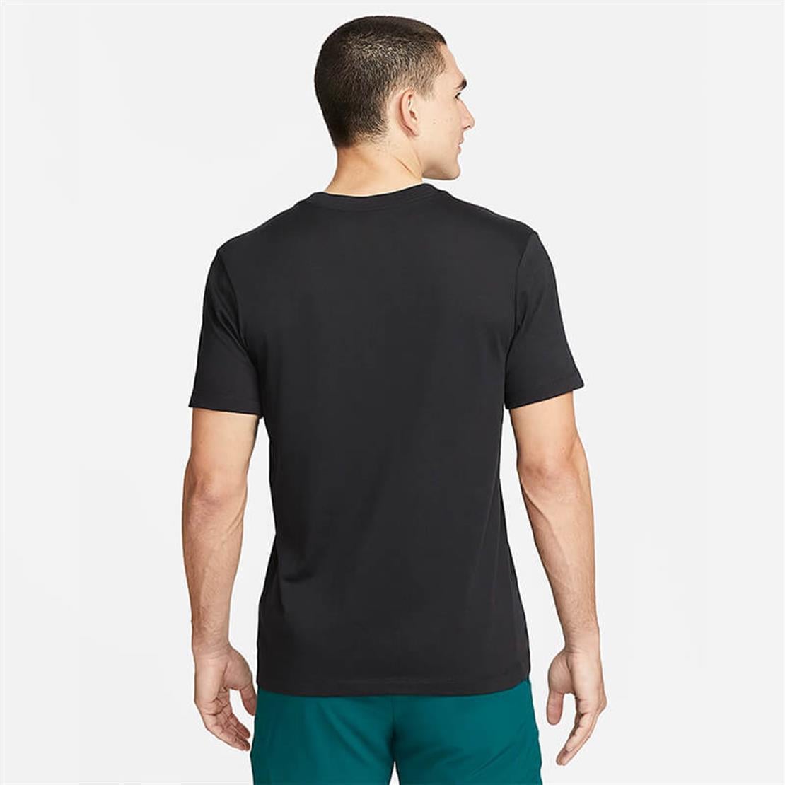 NikeCourt Dri-FIT Erkek Tenis Tişörtü