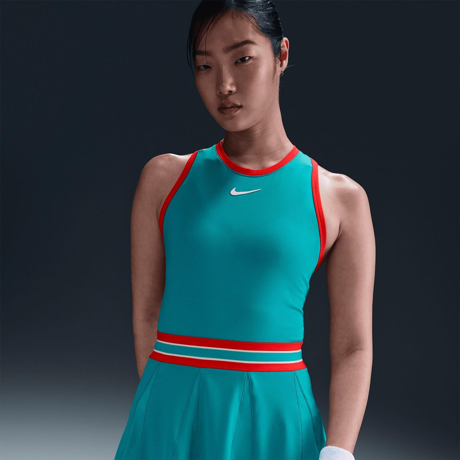 NikeCourt Slam Kadın Dri-FIT Tenis Elbisesi
