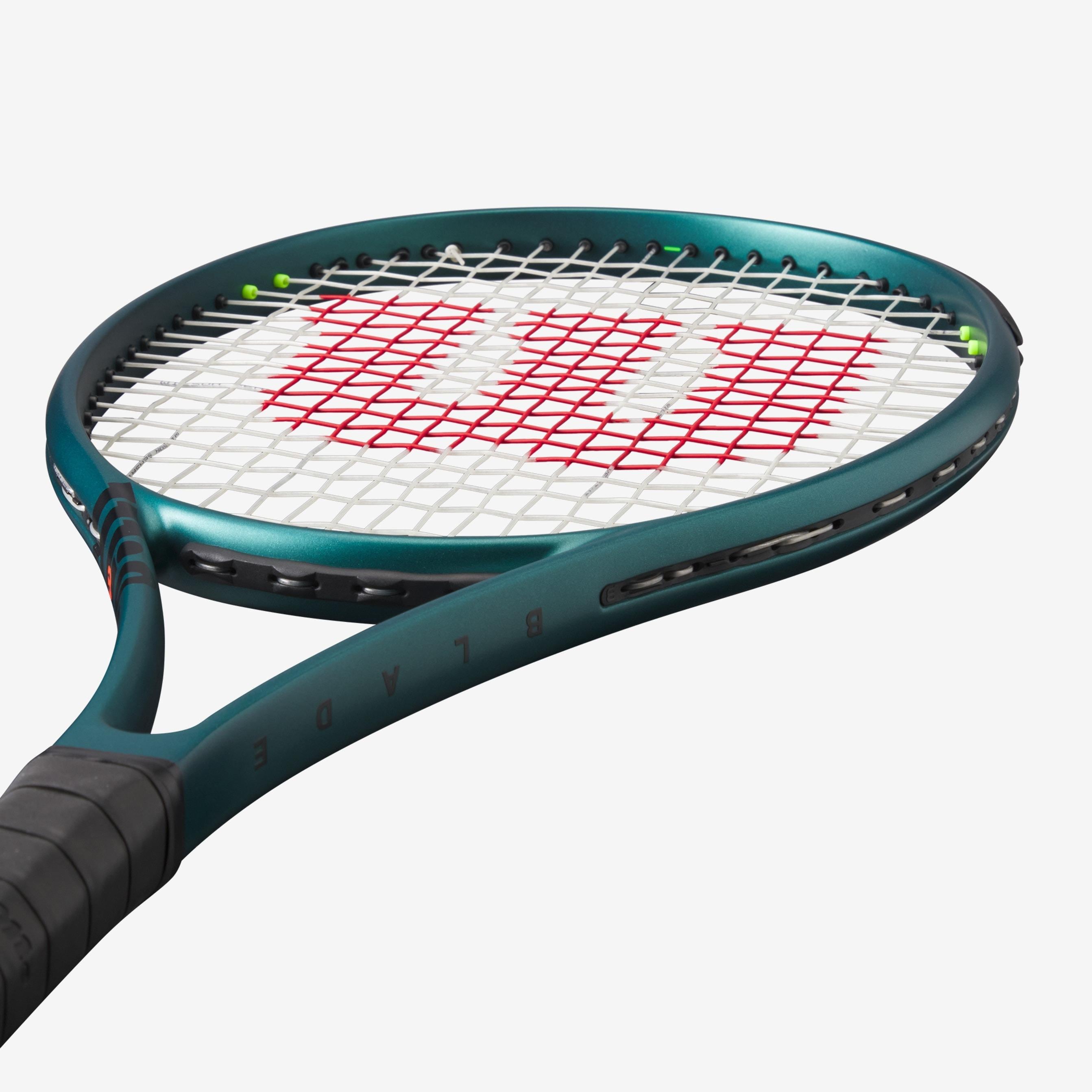 Wilson Blade 101L v9 Tenis Raketi