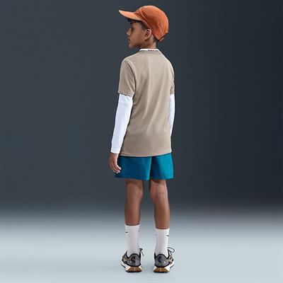 Nike Multi Dri-FIT Erkek Çocuk Antrenman Şortu