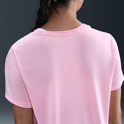 Nike One Fitted Kız Çocuk Dri-FIT Kısa Kollu Antreman Tişörtü