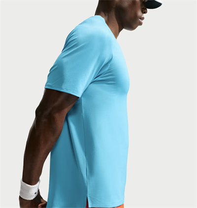 NikeCourt Advantage Dri-FIT Erkek Tenis Tişörtü