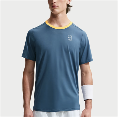 NikeNikeCourt Advantage Dri-FIT Erkek Tenis Tişörtü