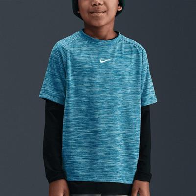 Nike Multi Dri-FIT Erkek Çocuk Antreman Üstü