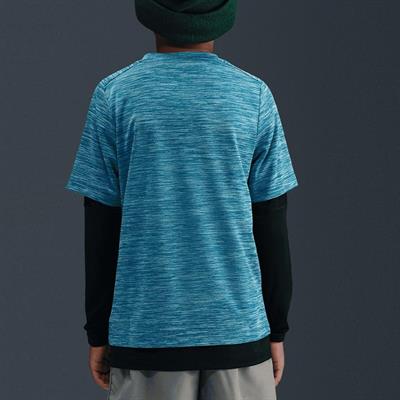 Nike Multi Dri-FIT Erkek Çocuk Antreman Üstü