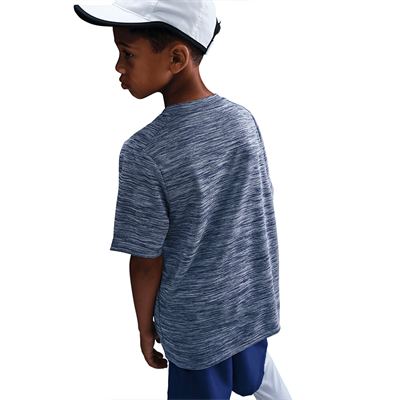 Nike Multi Dri-FIT Erkek Çocuk Antreman Üstü