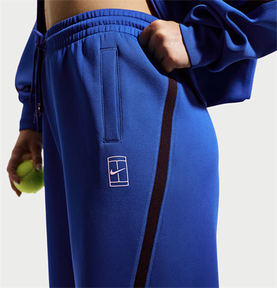 NikeCourt Advantage Dri-FIT Orta Belli Kadın Tenis Pantolonu