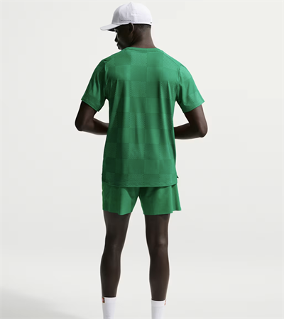 NikeCourt Advantage Dri-FIT Erkek Tenis Tişörtü