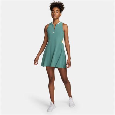 Nike Dri-FIT Advantage Kadın Tenis Elbisesi 