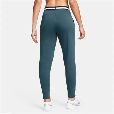 NikeCourt Dri-FIT Heritage Fransız Havlu Kumaşı Kadın Tenis Eşofman Altı