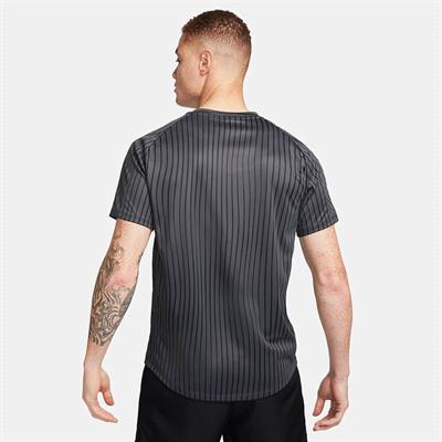 NikeCourt Dri-FIT Victory Erkek Tenis Tişörtü