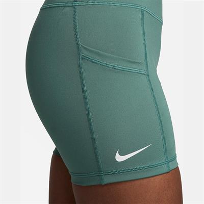 NikeCourt Advantage Dri-FIT Kadın Tenis Şortu