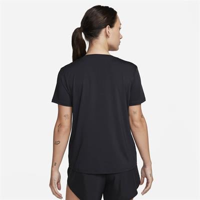 Nike One Classic Dri-FIT Kısa Kollu Kadın Antreman Üstü