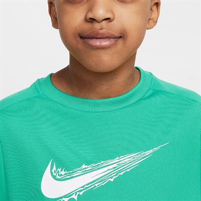 Nike Multi Dri-FIT Erkek Çocuk Antreman Üstü