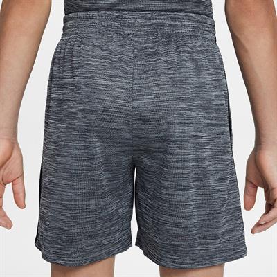 Nike Multi Dri-FIT Erkek Çocuk Antreman Şortu