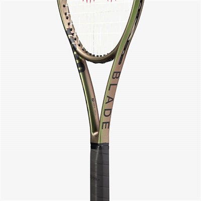 Wilson Blade 98 18x20 v8 Tenis Raketi